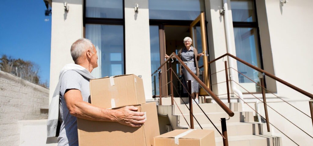 Packing Smart: What to Bring When Moving Into an Independent Living Apartment